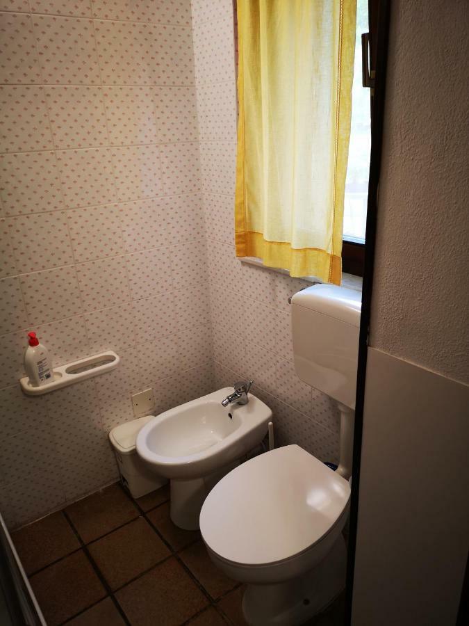 I Tre Abeti - Holiday House ヴェッツァーノ・リーグレ エクステリア 写真