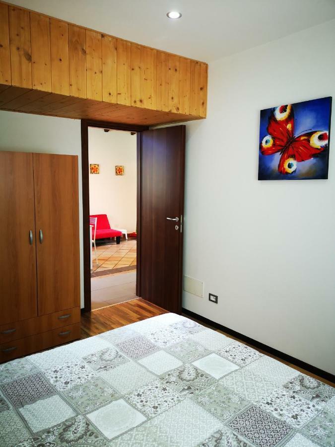 I Tre Abeti - Holiday House ヴェッツァーノ・リーグレ エクステリア 写真